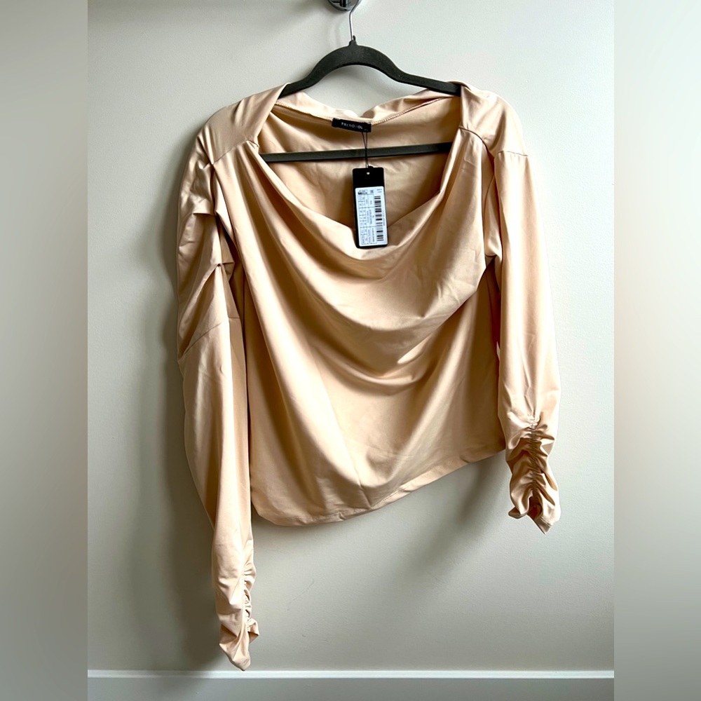 Trendyol Drop shoulder blouse
